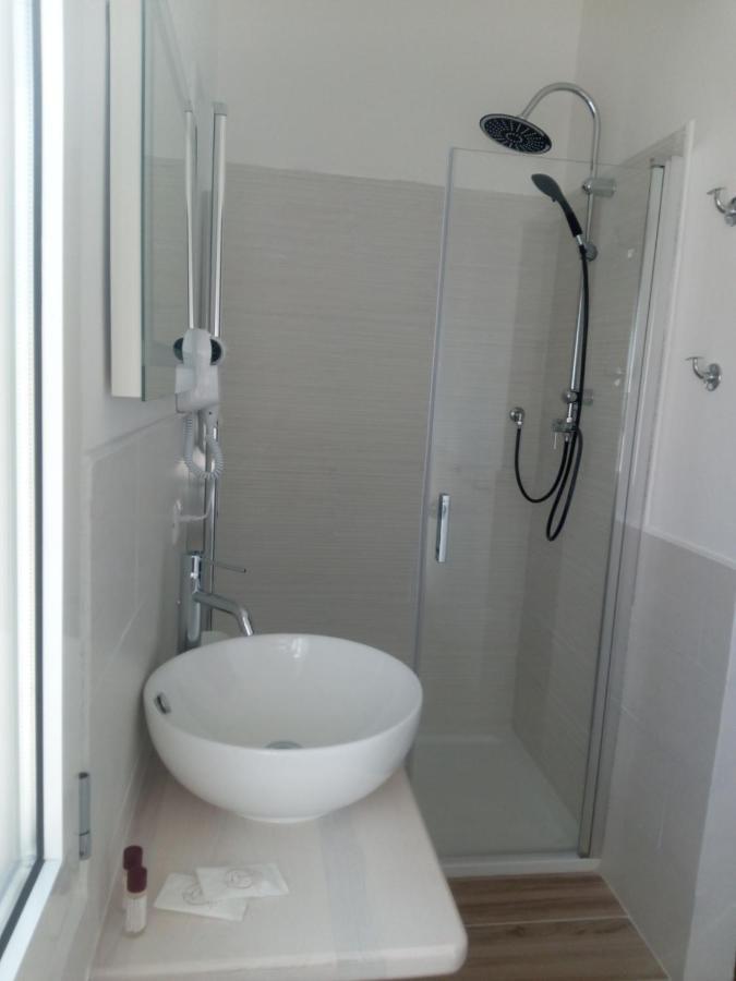 Flamingo Guest House- Rooms Ольбия Экстерьер фото