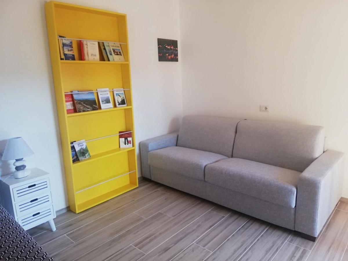 Flamingo Guest House- Rooms Ольбия Экстерьер фото